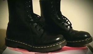 Dr. Martens "The Original " AirWair